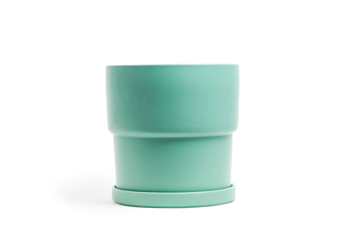 4.5" Calyx Pots w/Saucers White Sesame
