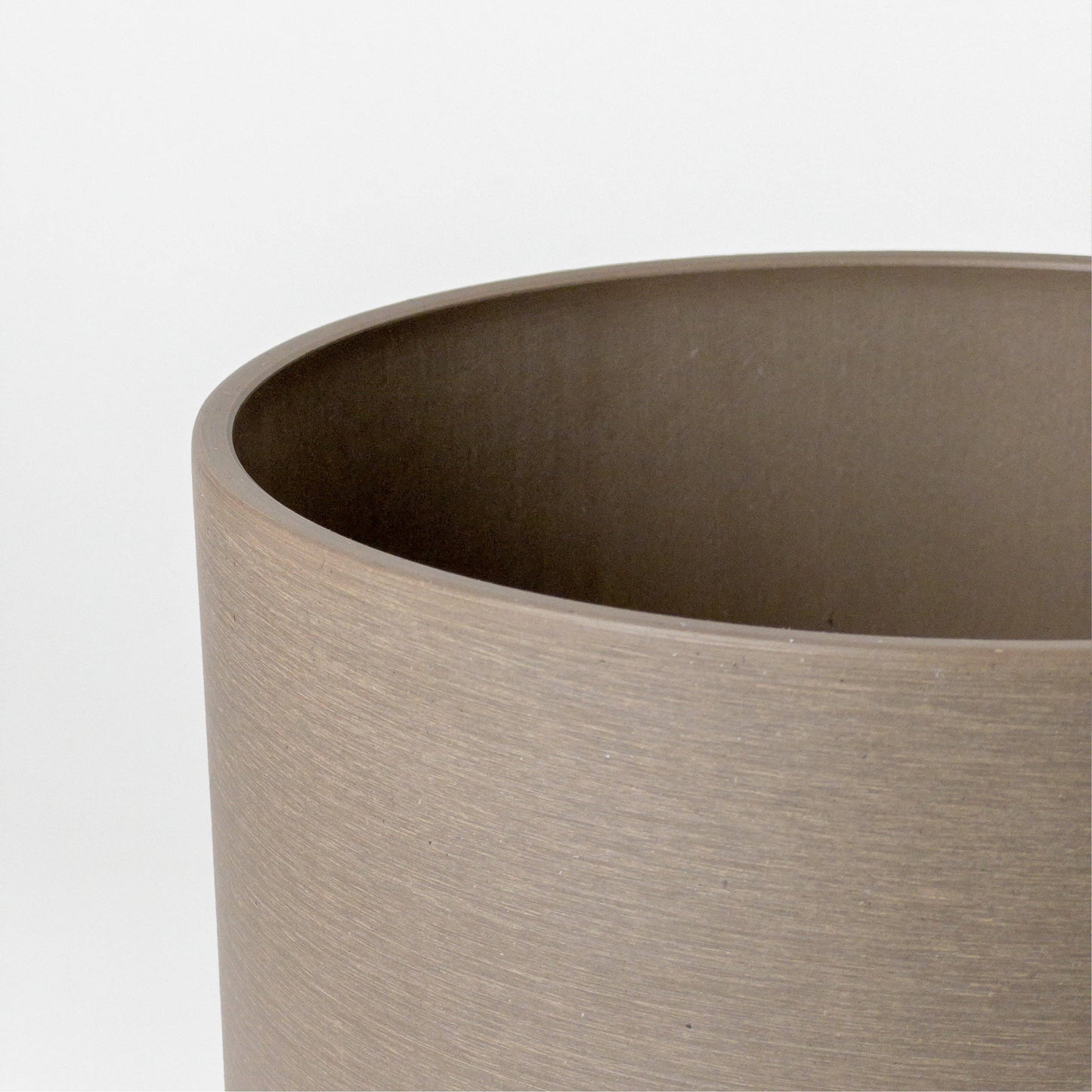 9” Signature Stone Planter & Saucer | Earth Tones: Beachwood