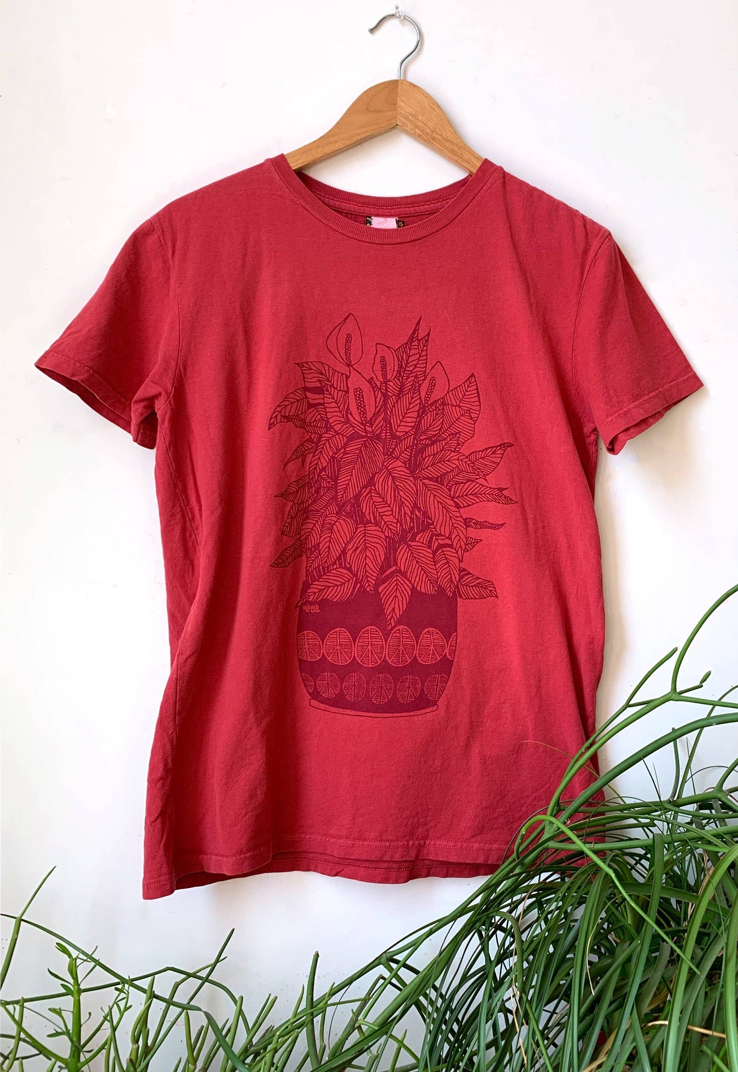 Peace Plant Tee - Unisex: M