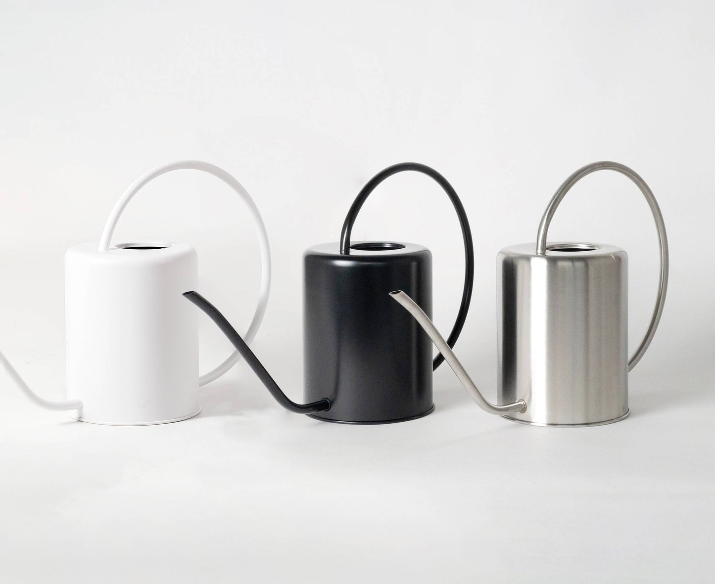 2L Stainless Steel Watering Can: Black